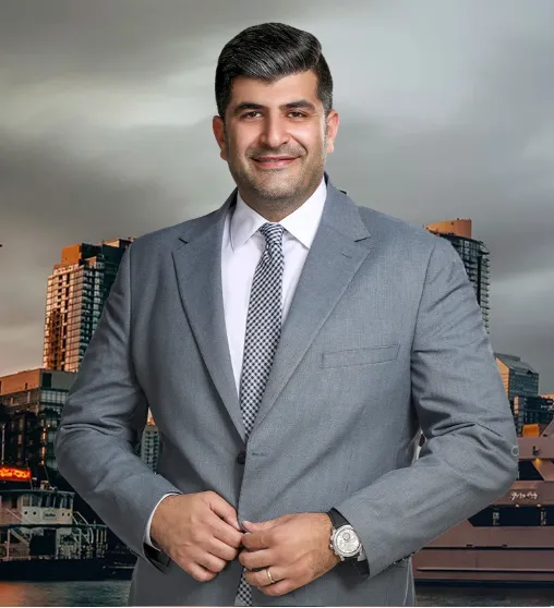 دکتر امید رضایی وکیل مهاجرت کانادا
